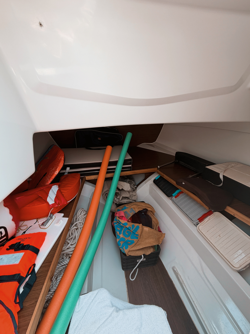 Yacht hire Sainte-Maxime cheap Flyer 6.6 SUNdeck