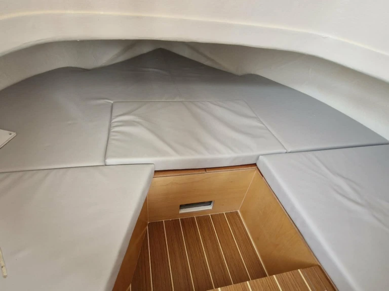 Hire Motorboat with or without skipper Ocqueteau Cherbourg-en-Cotentin
