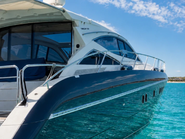 Luxury Yacht to hire Sant Antoni de Portmany at the best price