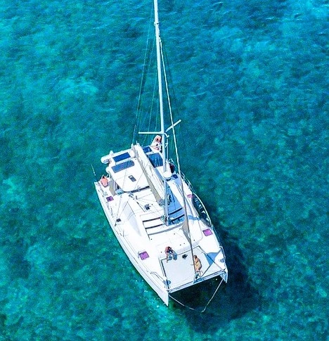 Hire Catamaran with or without skipper Leopard La Capte