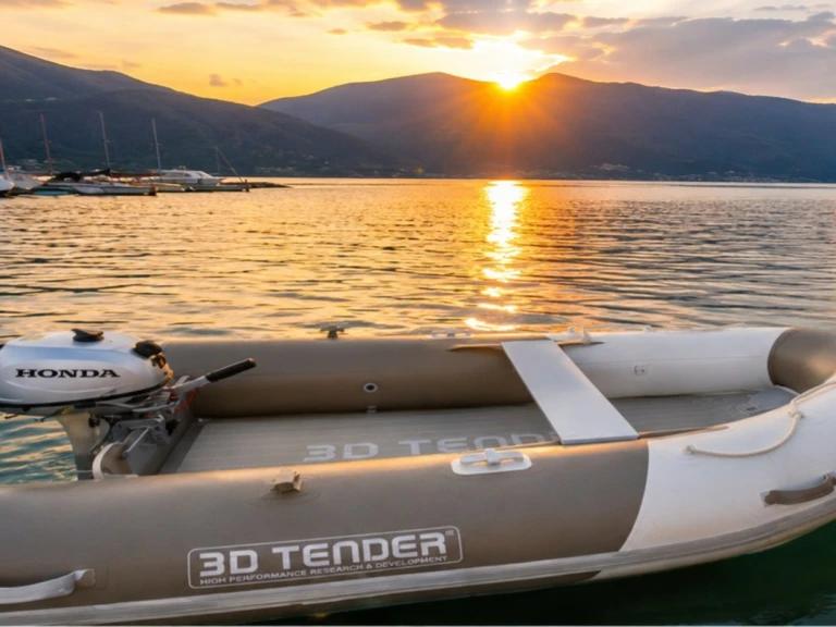 Motorboat to hire Aix-les-Bains at the best price