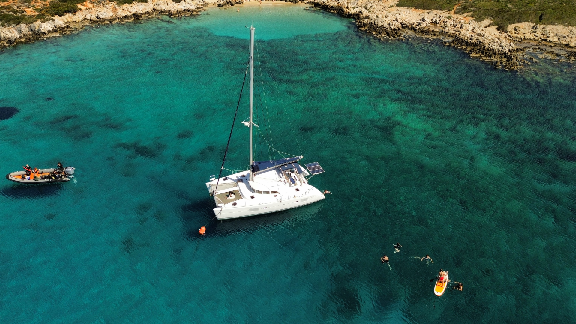 Hire a Lagoon Lagoon 380 Chania
