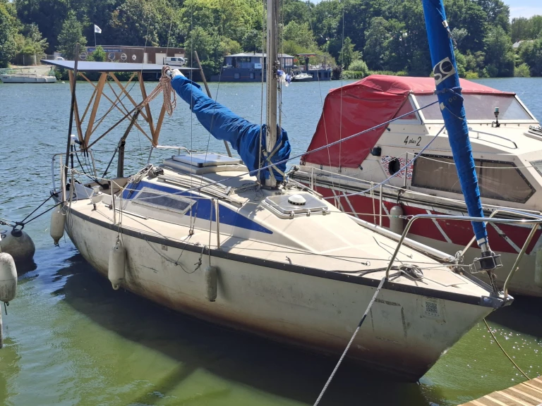 Hire Sailboat Bénéteau with a boat licence