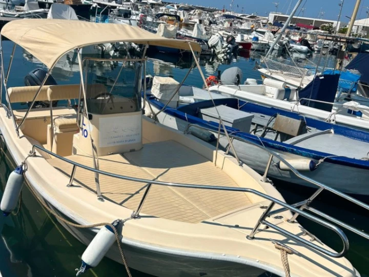 fratelli longo  Lady charter bareboat or skippered in  Santa Maria di Leuca