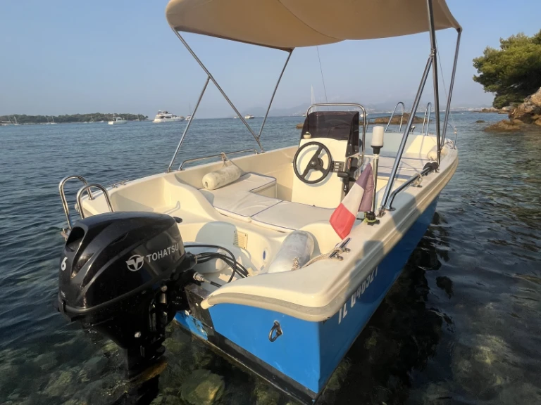 Motorboat hire in Cannes - SAFTER Marine Safter