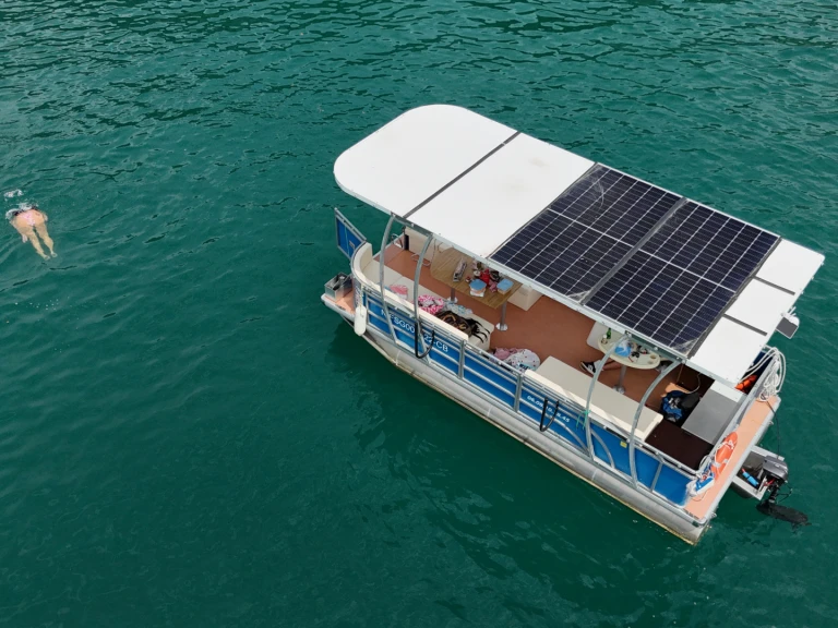 Motorboat to hire France at the best price