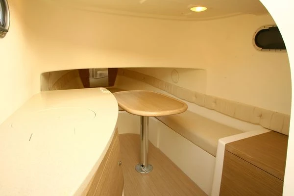 Yacht charter Empuriabrava - Capelli Tempest 900 Cabine on SamBoat