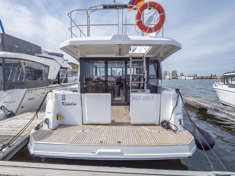 Canal boat to hire Kröslin at the best price