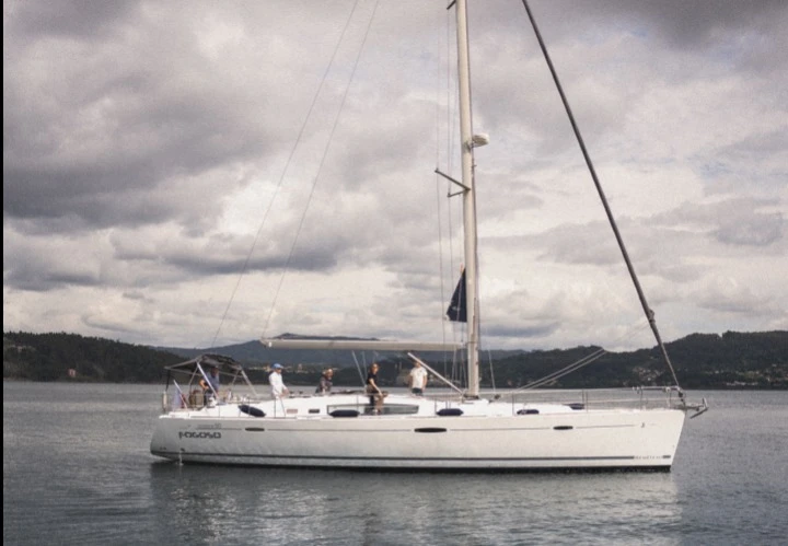 Yacht charter Combarro - Bénéteau Oceanis 50 on SamBoat