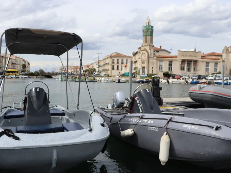 Motorboat to hire Port de Sète at the best price