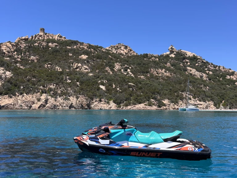 Hire a Sea-Doo Gtx pro 130 Pianottoli-Caldarello