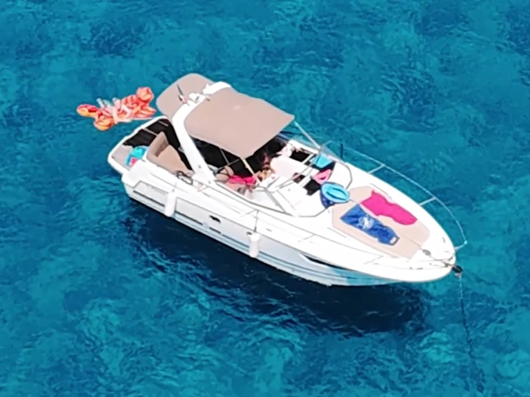 Hire a Jeanneau Leader 8 Mandelieu-la-Napoule