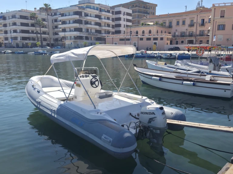 RIB hire in Siracusa - Sacs Sacs S 565