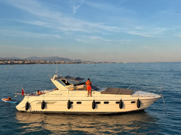 Yacht hire France cheap Princess 46