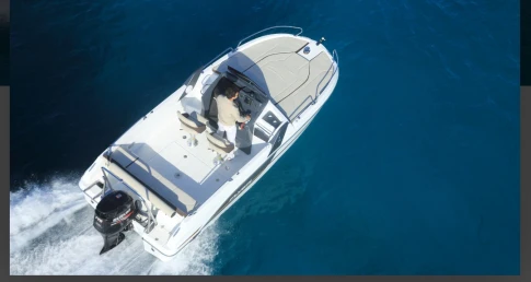 Charter a Bénéteau Flyer 6.6 in Marseille on Samboat