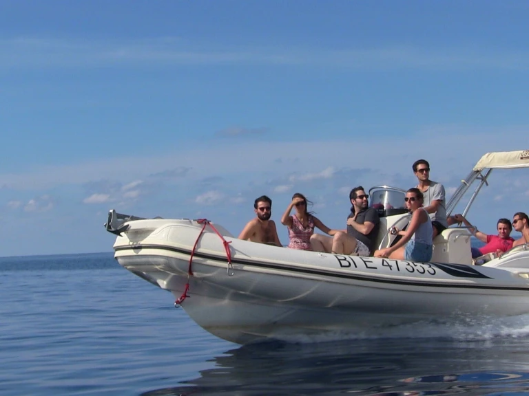 Yacht hire Calvi cheap BSC 700 Sport