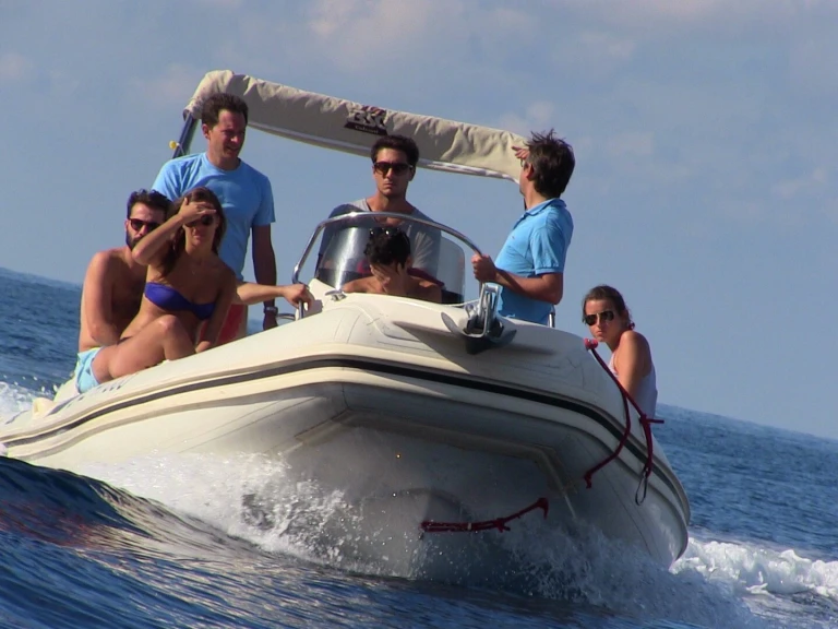 Hire RIB with or without skipper Bsc Calvi