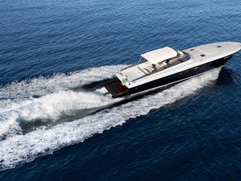 Motorboat to hire Porto Rotondo at the best price