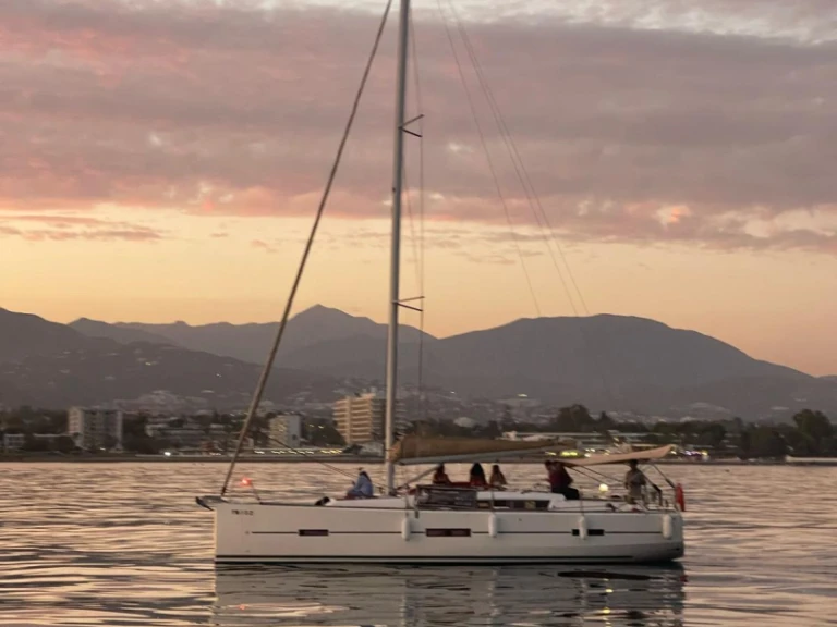 Yacht hire Puerto Banús cheap Dufour 410 Grand Large