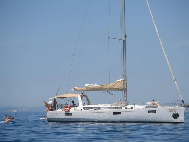 Sailboat hire in Puerto Banús - Bénéteau Oceanis 48