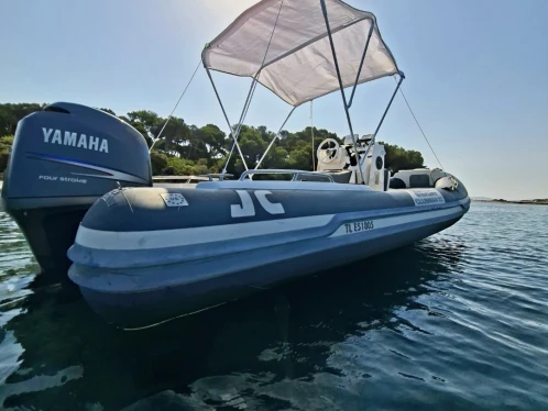 Hire a Joker Boat Clubman 22 Hyères