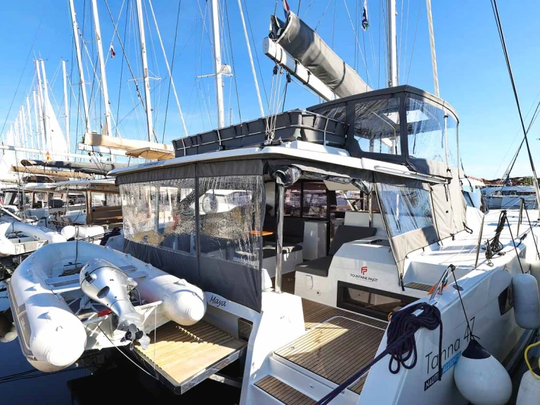 Yacht hire Trogir cheap Tanna 47