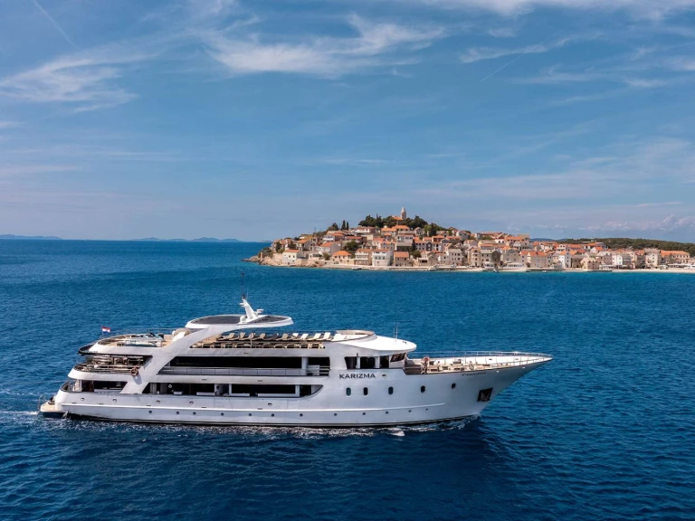 Yacht charter Split - Custom Karizma on SamBoat
