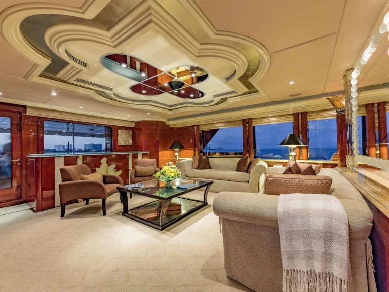 Hire Luxury Yacht with or without skipper Christensen Bahamas