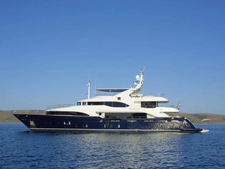 Hire Luxury Yacht with or without skipper Benetti Athens