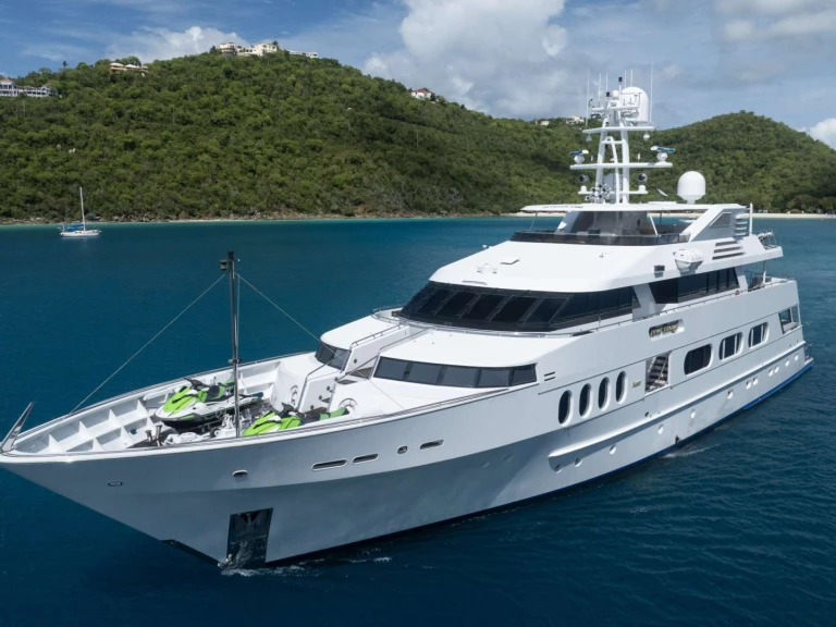 Luxury Yacht hire in Nassau - Feadship NEVER ENOUGH
