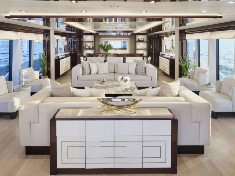 Yacht charter Athens - Sunseeker AQUA LIBRA on SamBoat