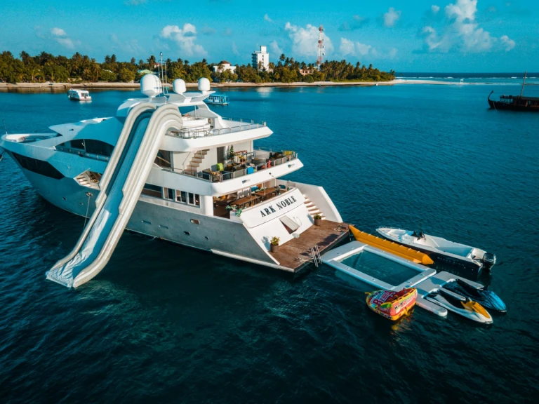Charter a  ARK NOBLE in Malé on Samboat