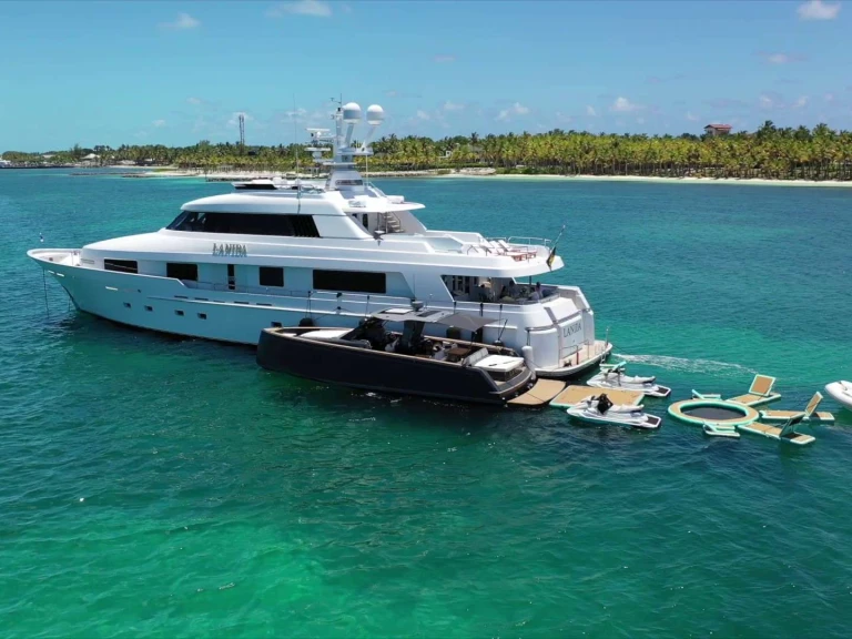 Luxury Yacht hire in Fort Lauderdale - delta LANIDA