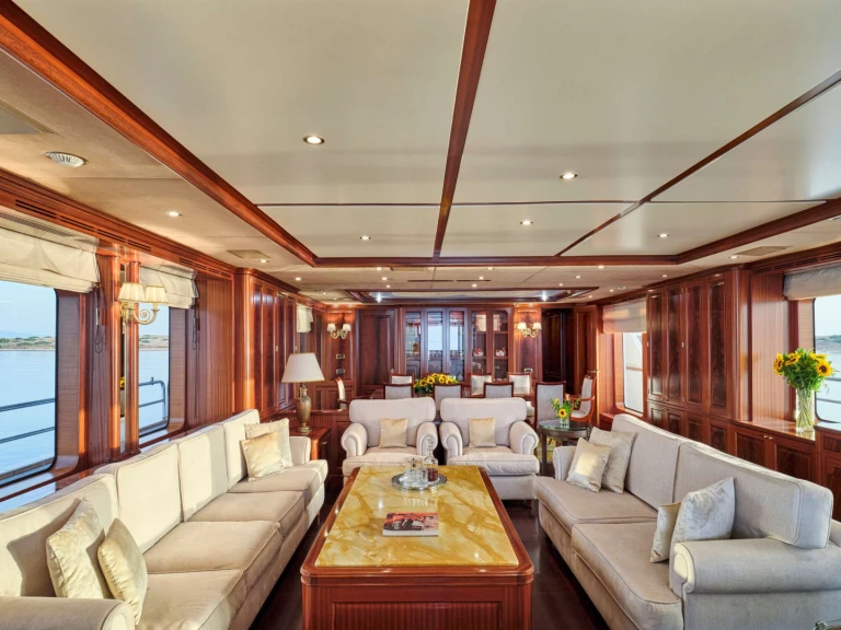 Yacht charter Athens - Benetti OPTION B on SamBoat