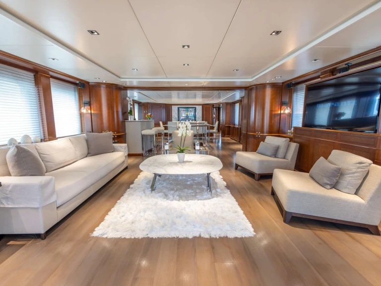 Hire a Benetti ARTHUR'S WAY  Fort Lauderdale