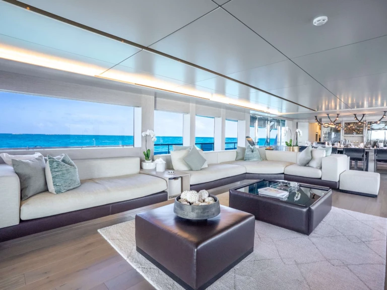 Yacht hire Fort Lauderdale cheap EAU LA LA 