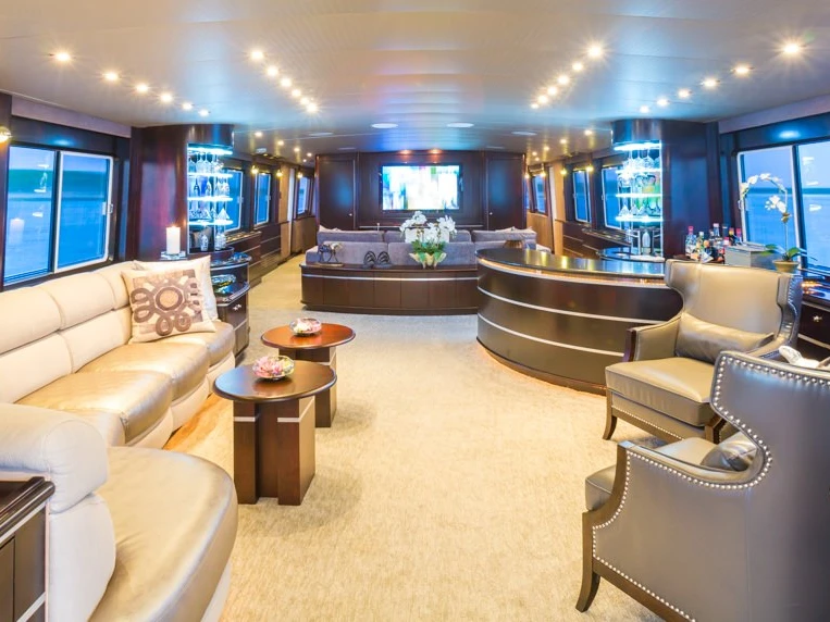 Crescent UNBRIDLED charter bareboat or skippered in  Saint Thomas Island