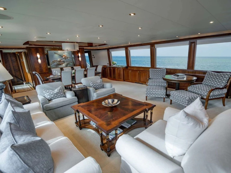 Yacht hire New England cheap NOW OR NEVER