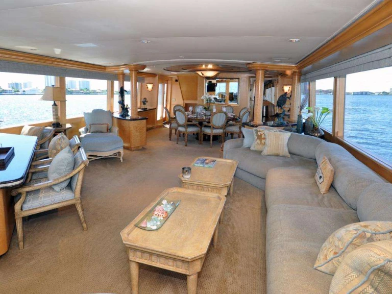 Luxury Yacht hire in Boca Raton - Broward LUCKY STARS 