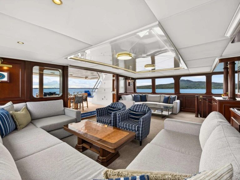 Yacht hire Auckland cheap PACIFIC MERMAID
