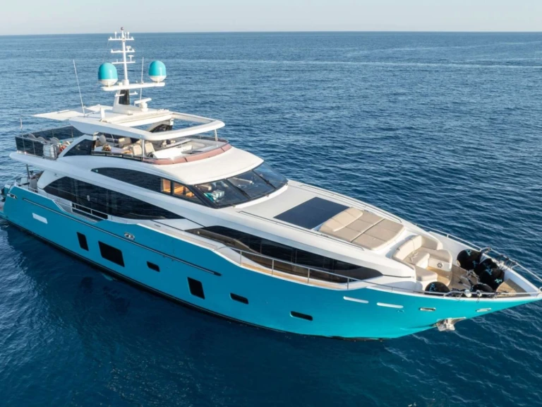 Yacht hire Palaio Faliro cheap ANKA