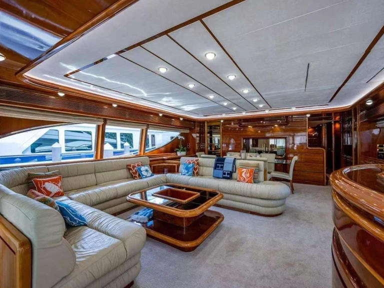 Yacht charter New York (City) - Ferretti Dream Chaser on SamBoat