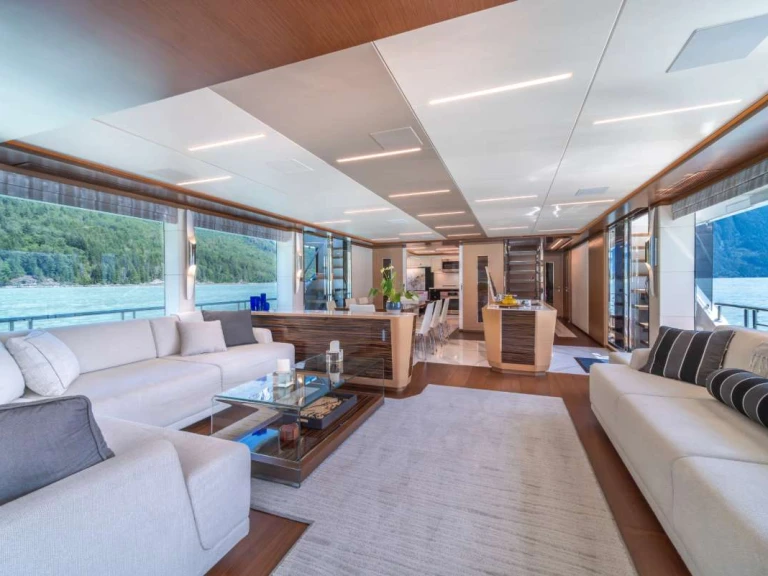 Hire a Ocean alexander VOYAGER Seattle