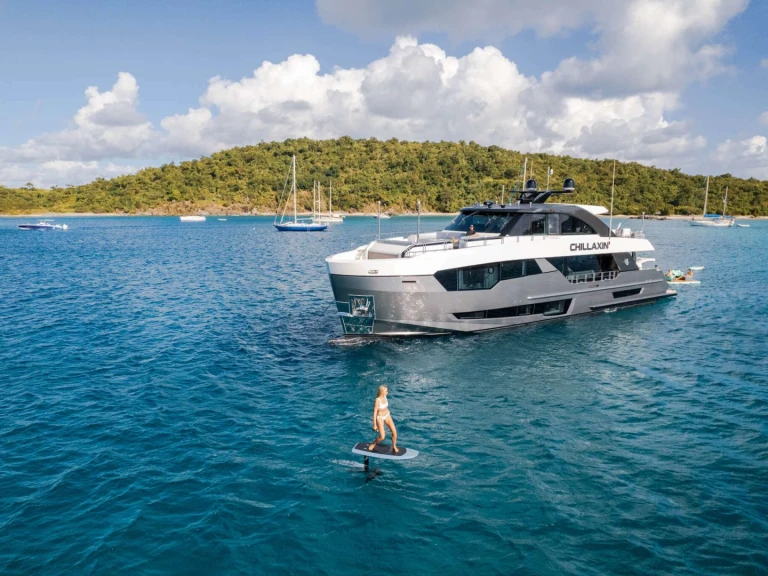 Hire Luxury Yacht with or without skipper Ocean alexander Fort Lauderdale
