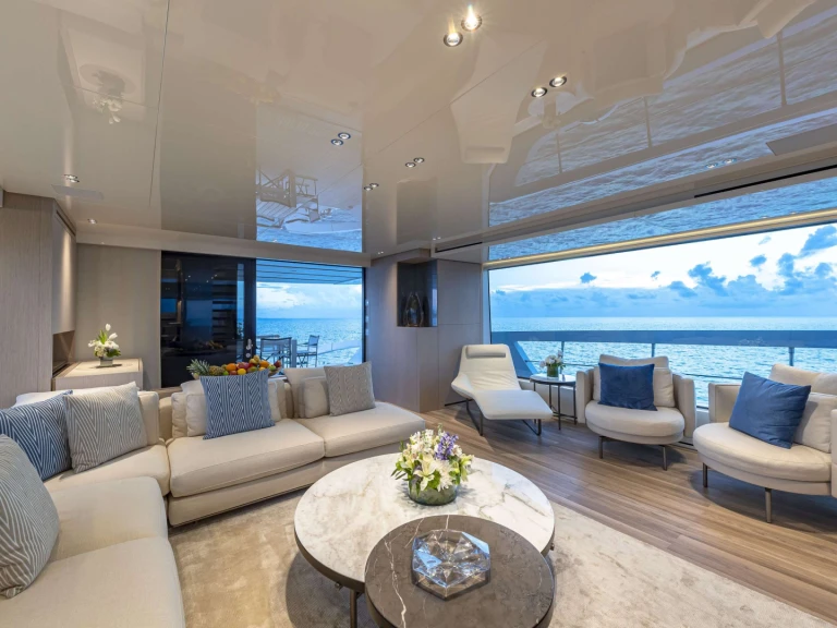 Hire Luxury Yacht with or without skipper San Lorenzo Nantucket