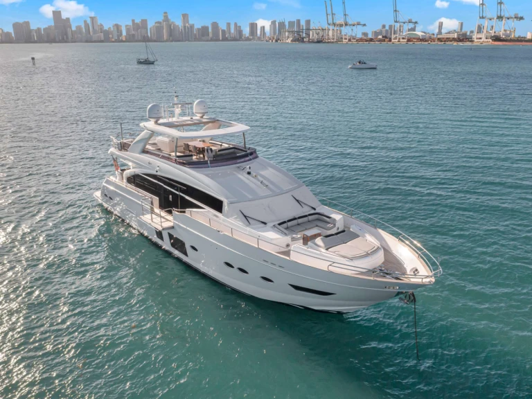 Hire a Princess, UK Freedom Miami Beach