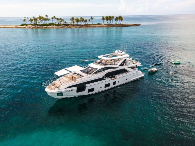 Luxury Yacht hire in Bahamas - Azimut MAREA LA NAUTICA 