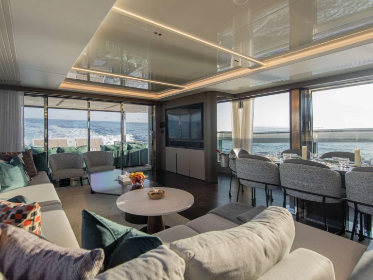 Hire a Sunseeker Wyldecrest Cannes