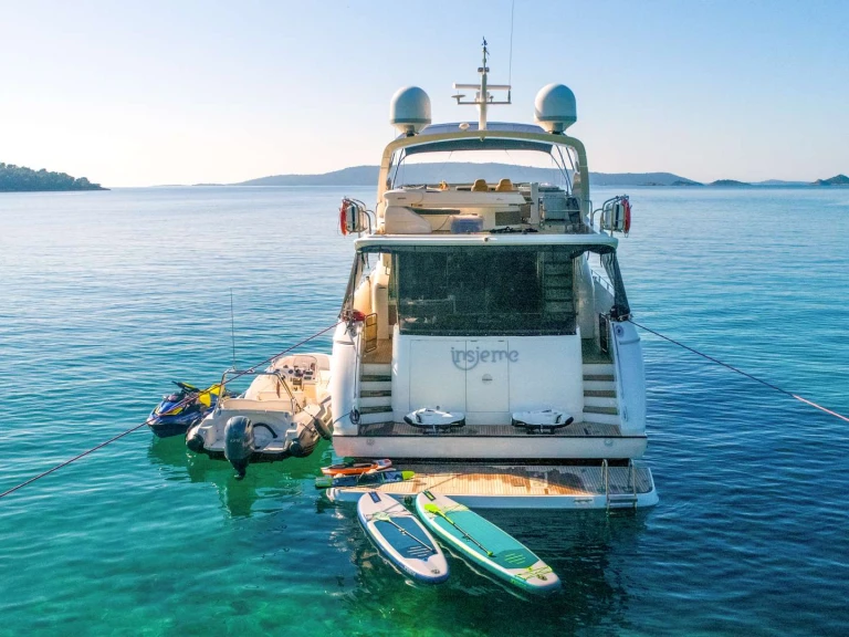 Luxury Yacht hire in Trogir - Princess, UK INSIEME