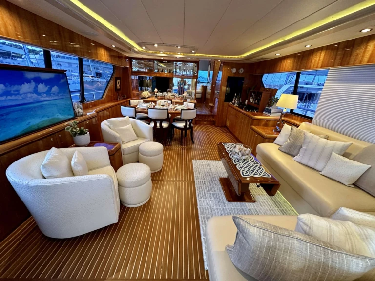 Hire Luxury Yacht with or without skipper Horizon Saint Thomas Island